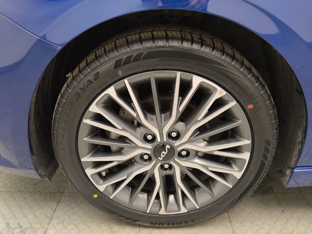 2024 Kia Forte in Des Moines, IA 50310 - 18103570 31