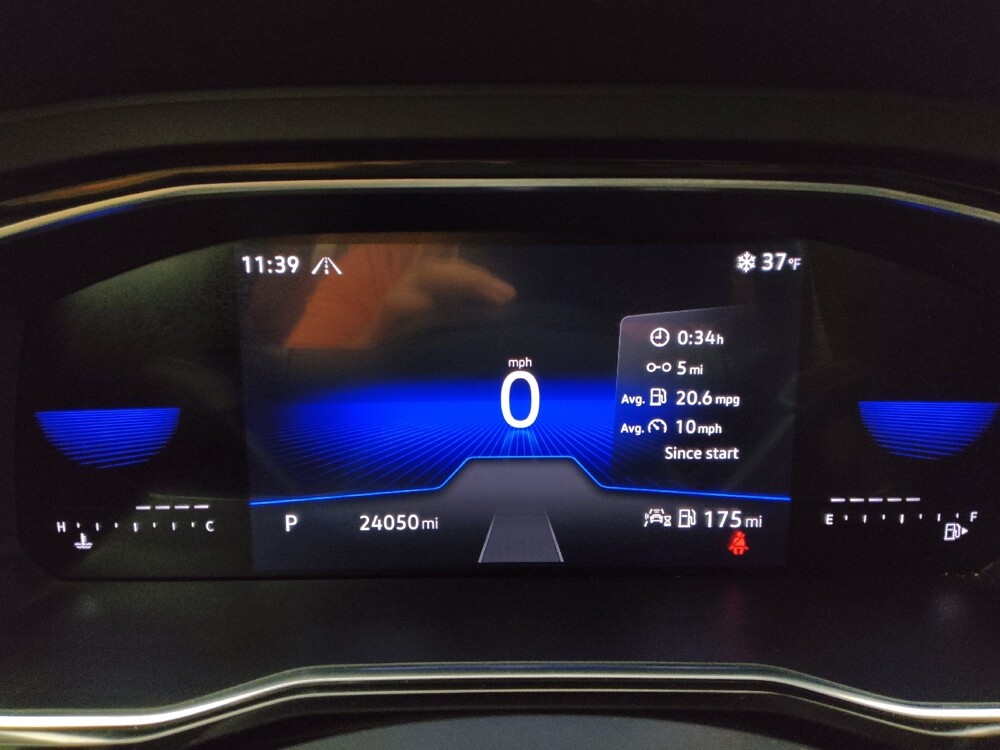 2023 Volkswagen Jetta in Des Moines, IA 50310 - 18103573 23