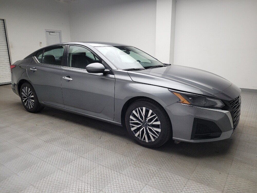 2023 Nissan Altima in Grand Rapids, MI 49508 - 18103583 11