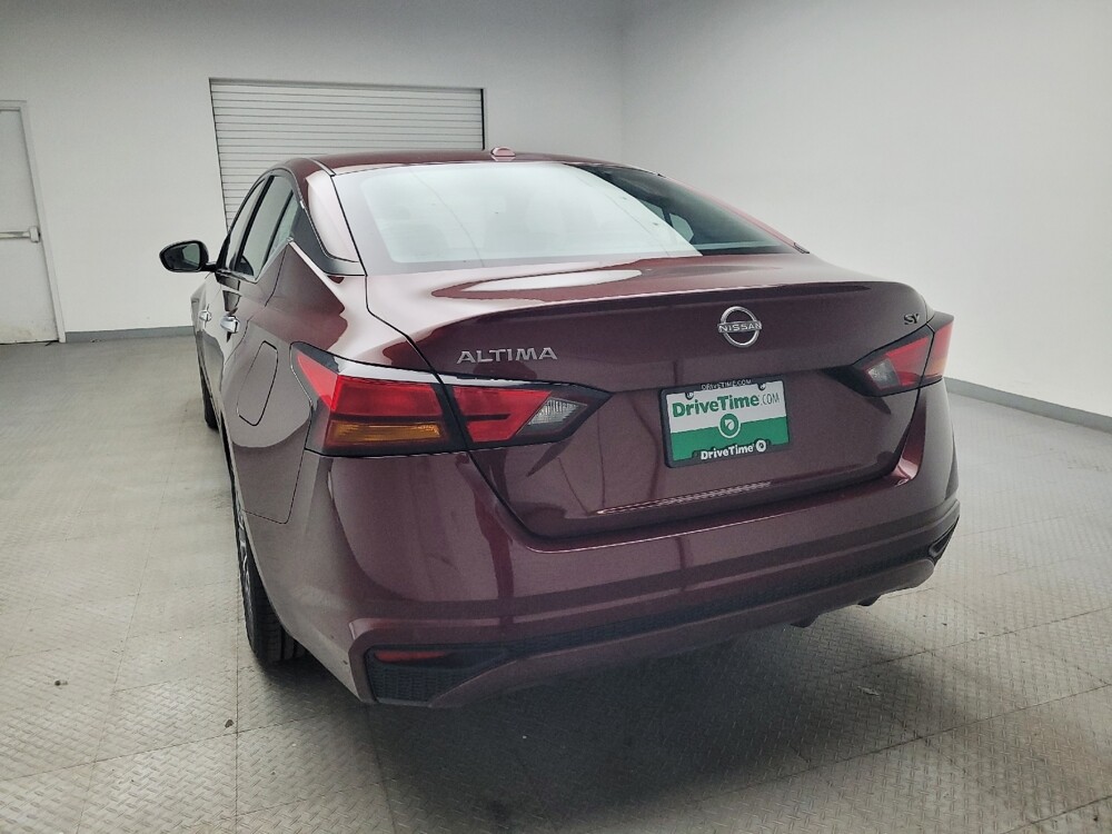 2023 Nissan Altima in Grand Rapids, MI 49508 - 18103585 6