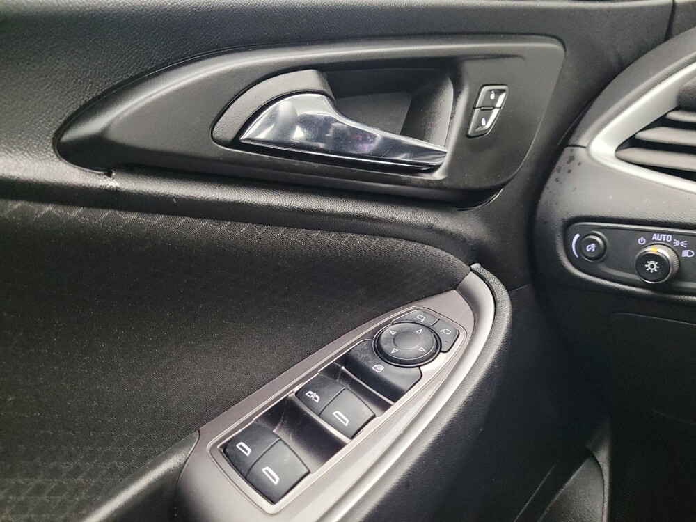 2023 Chevrolet Malibu in Taylor, MI 48180 - 18103589 27