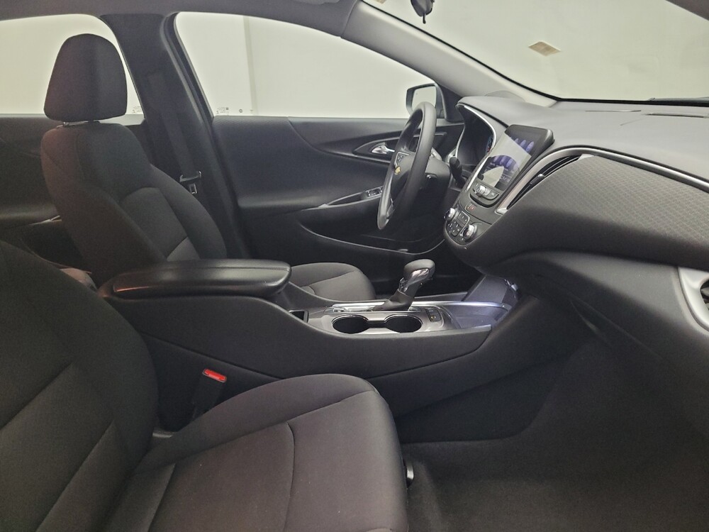 2023 Chevrolet Malibu in Taylor, MI 48180 - 18103589 21