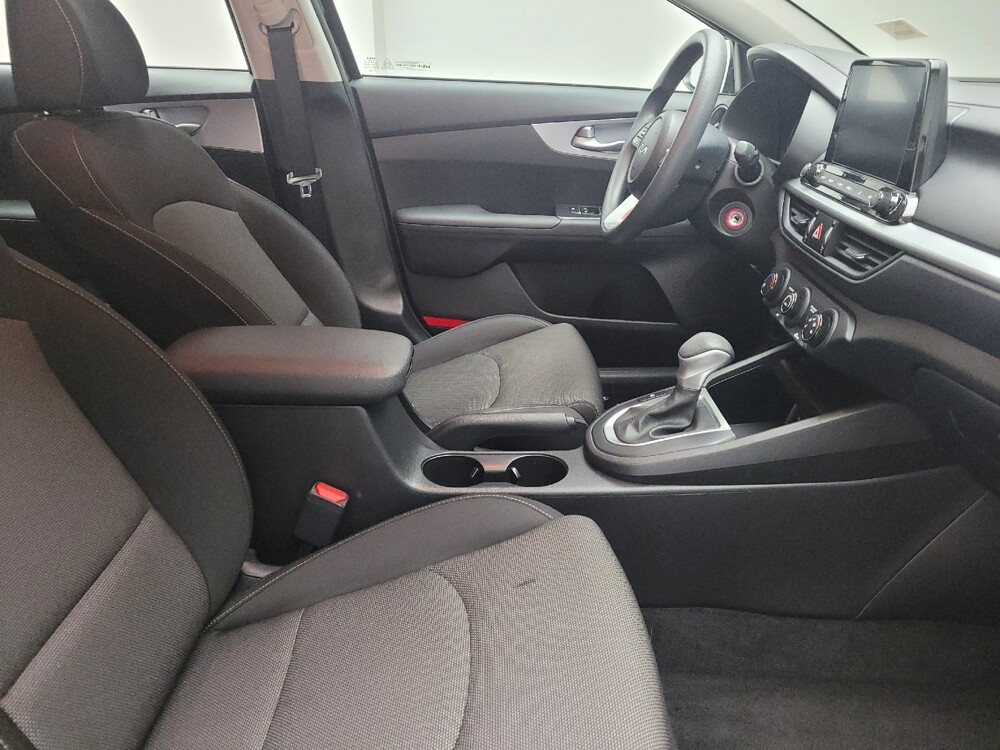 2023 Kia Forte in St. Louis, MO 63125 - 18103590 21