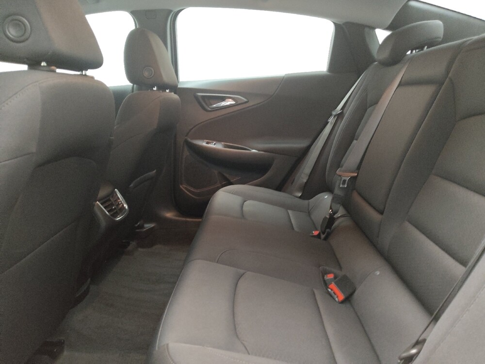 2023 Chevrolet Malibu in Eastpointe, MI 48021 - 18103592 18