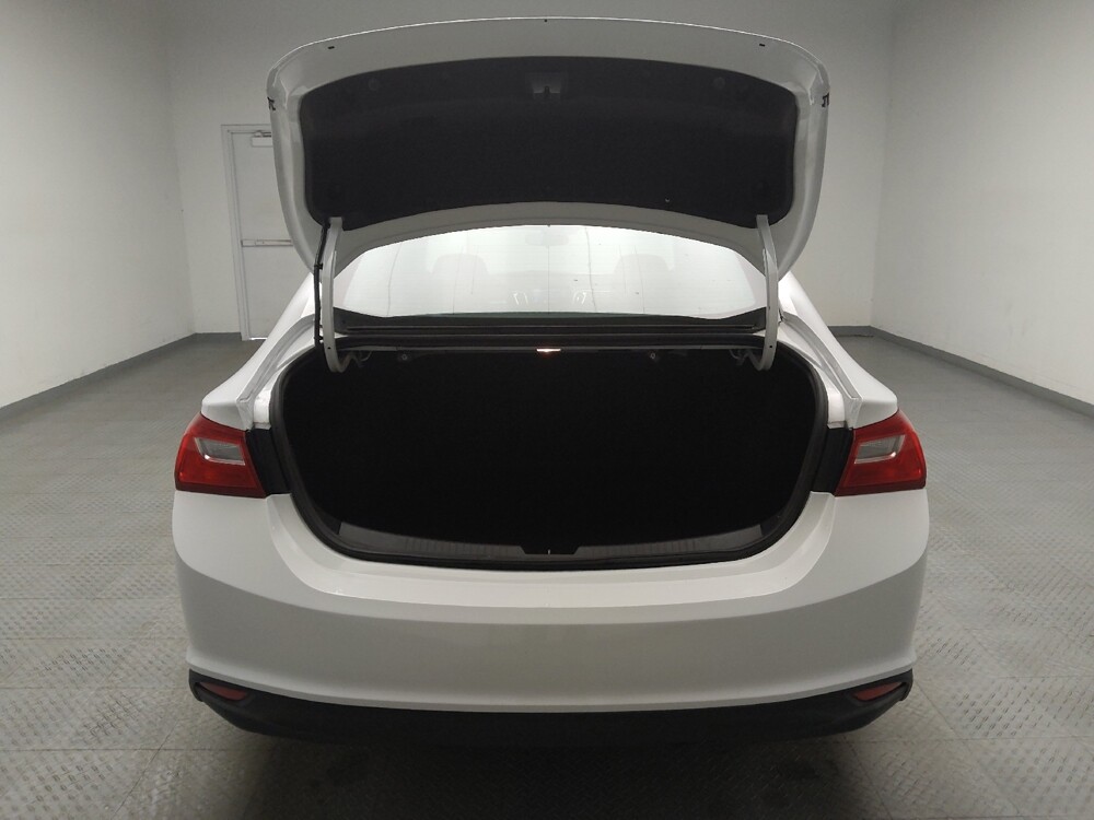 2023 Chevrolet Malibu in Eastpointe, MI 48021 - 18103592 29