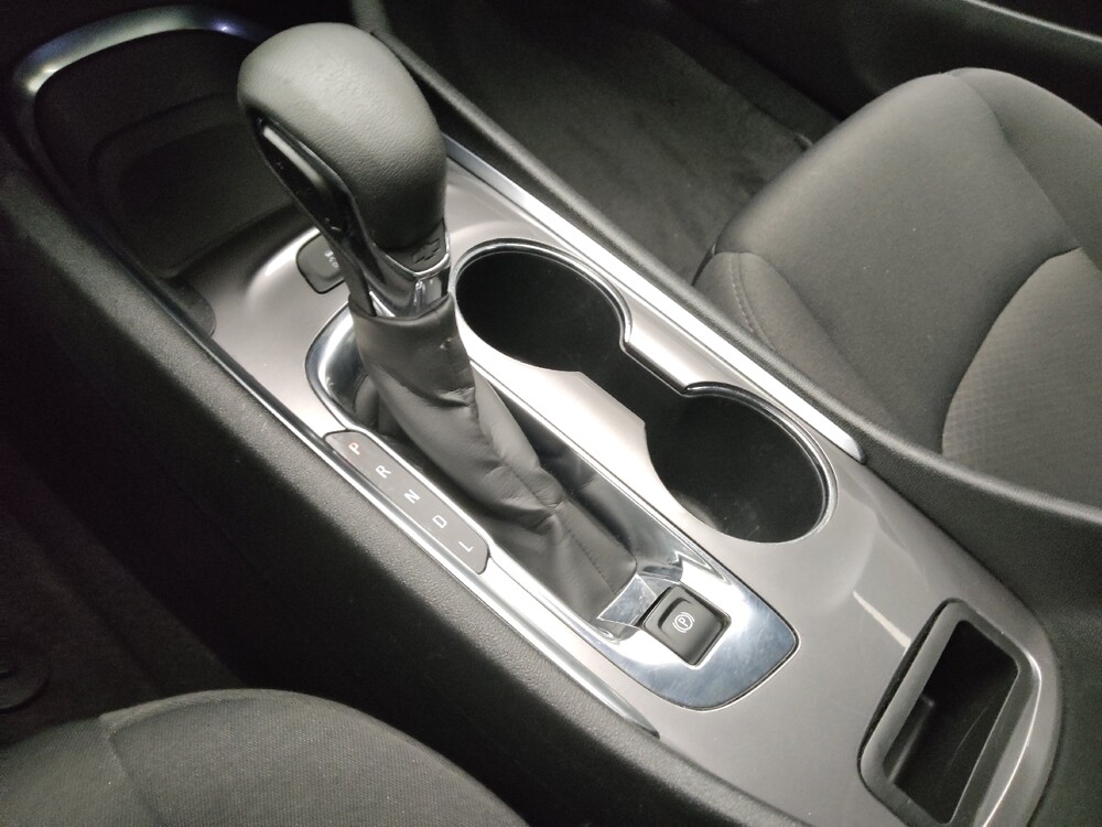 2024 Chevrolet Malibu in Eastpointe, MI 48021 - 18103596 26