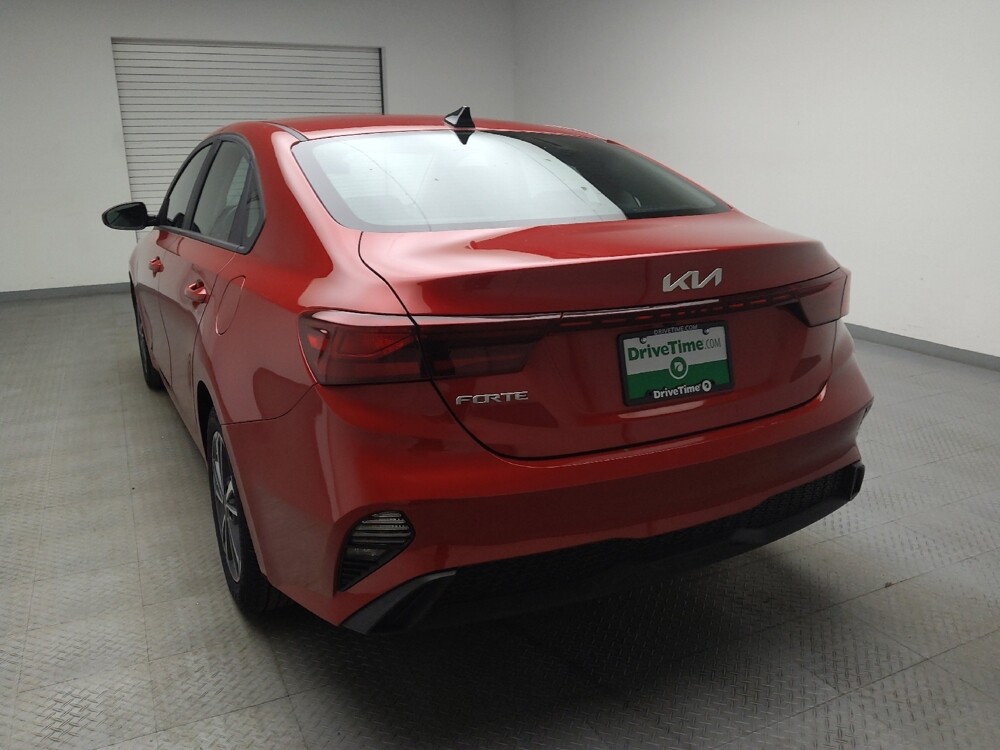 2023 Kia Forte in Taylor, MI 48180 - 18103598 6