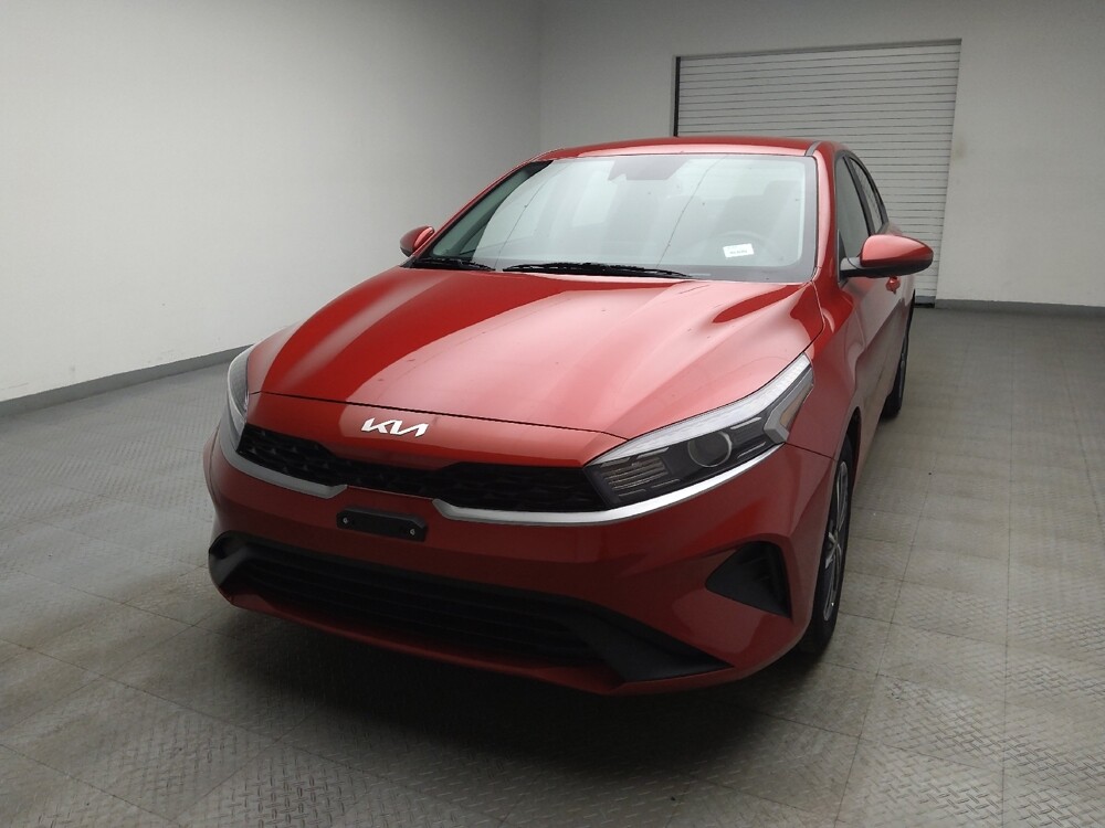 2023 Kia Forte in Taylor, MI 48180 - 18103598 15