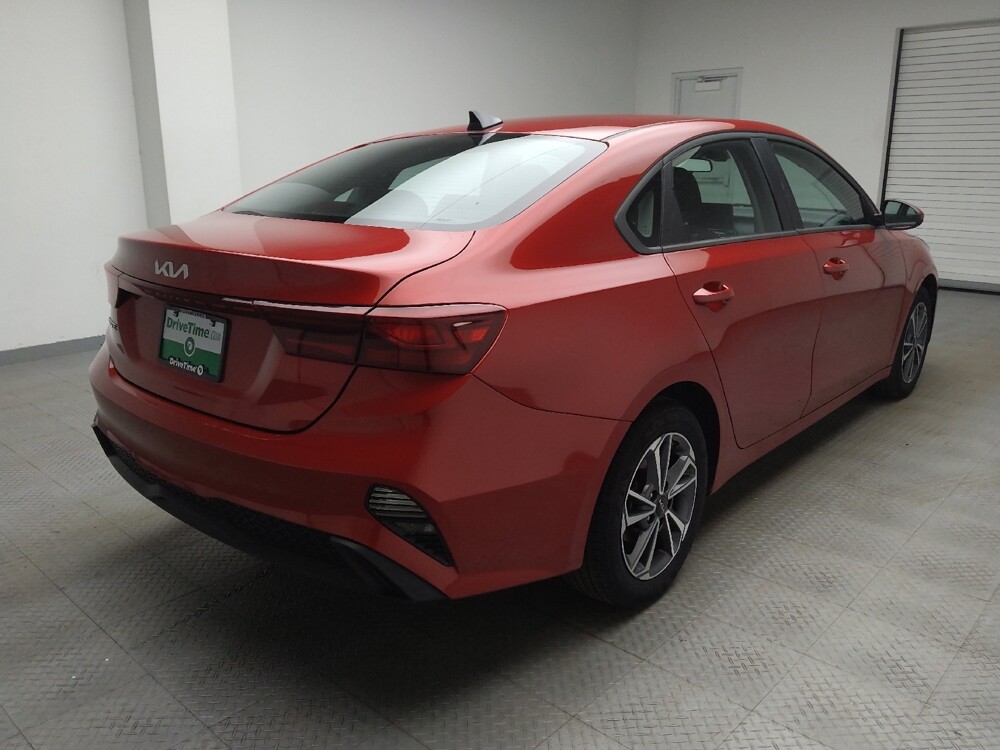 2023 Kia Forte in Taylor, MI 48180 - 18103598 9