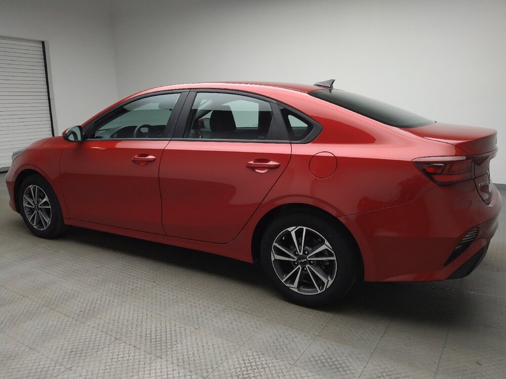 2023 Kia Forte in Taylor, MI 48180 - 18103598 3