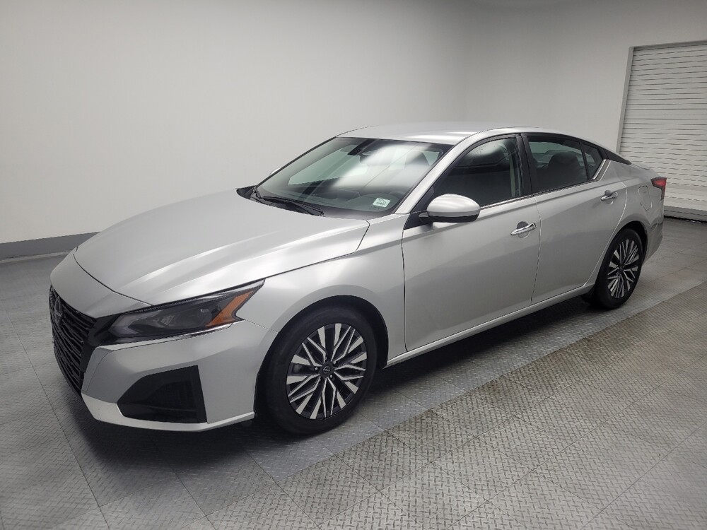 2023 Nissan Altima in Ft Wayne, IN 46805 - 18103607 2