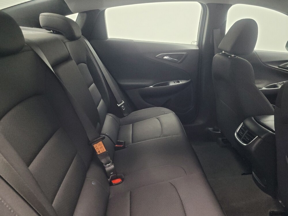 2024 Chevrolet Malibu in Indianapolis, IN 46219 - 18103611 19