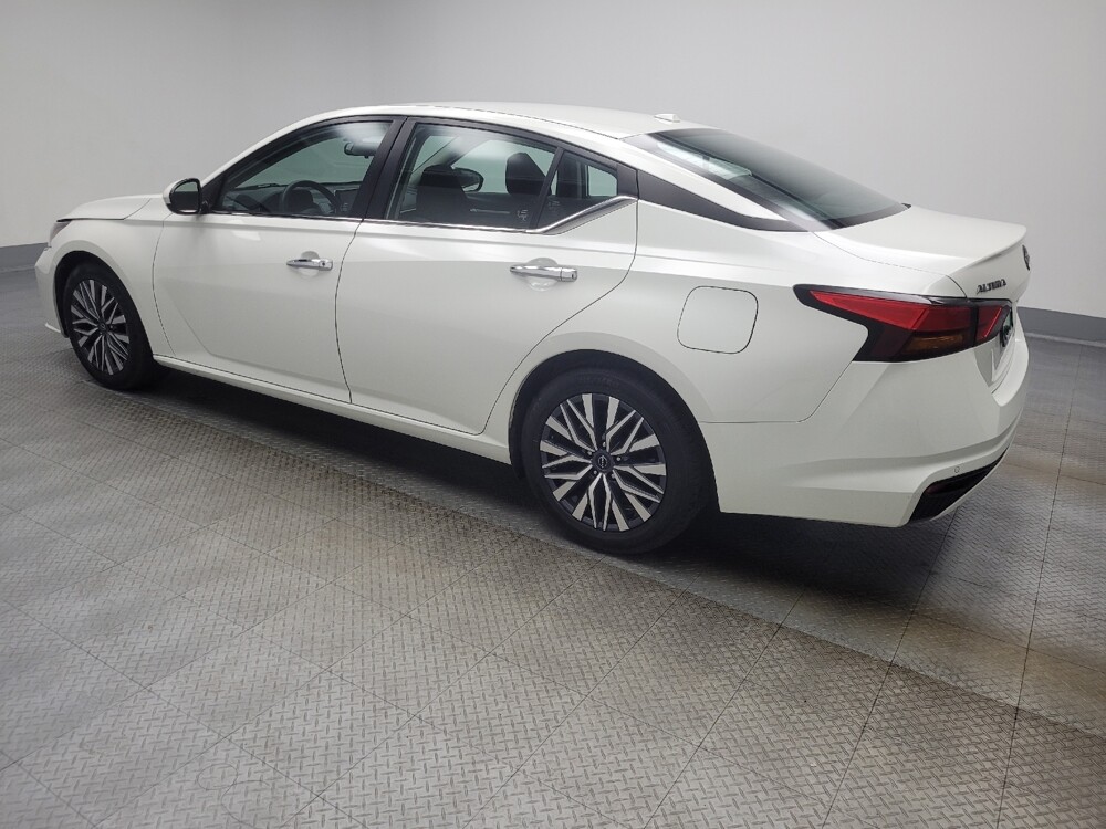 2023 Nissan Altima in Mishawaka, IN 46545 - 18103614 3