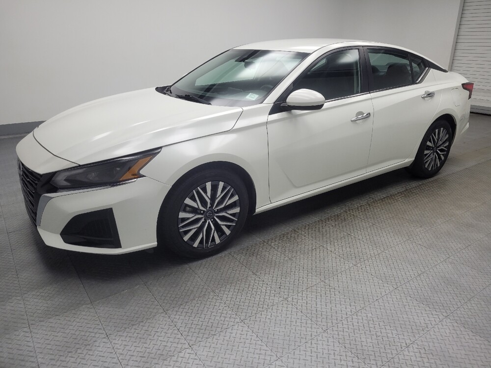 2023 Nissan Altima in Mishawaka, IN 46545 - 18103614 2