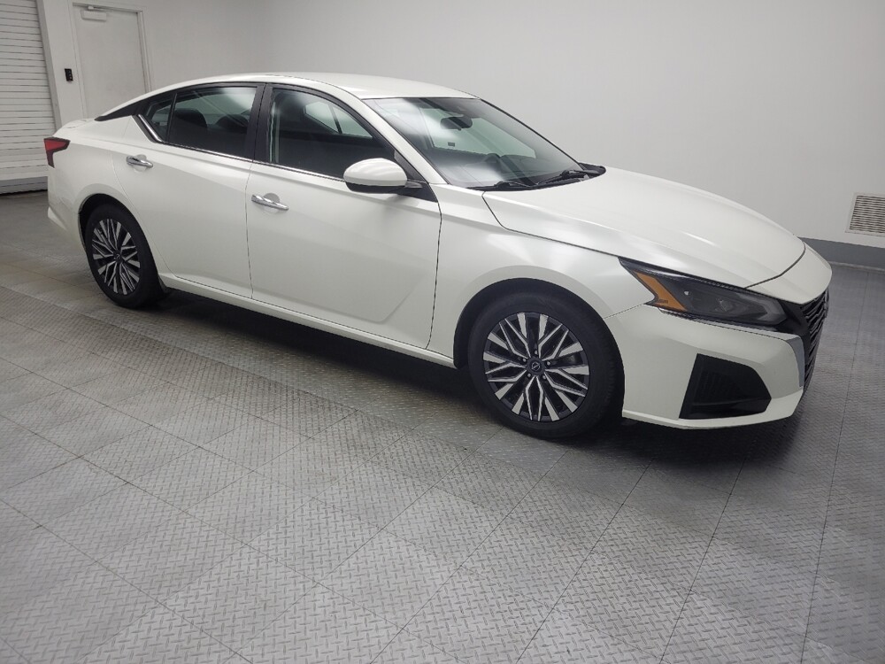 2023 Nissan Altima in Mishawaka, IN 46545 - 18103615 11