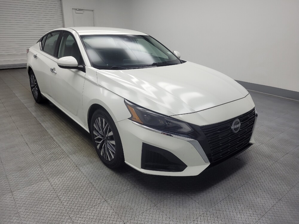 2023 Nissan Altima in Mishawaka, IN 46545 - 18103615 13