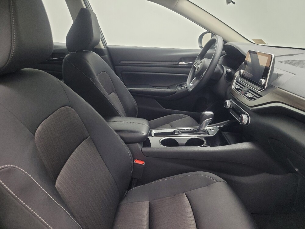 2024 Nissan Altima in Mishawaka, IN 46545 - 18103616 21