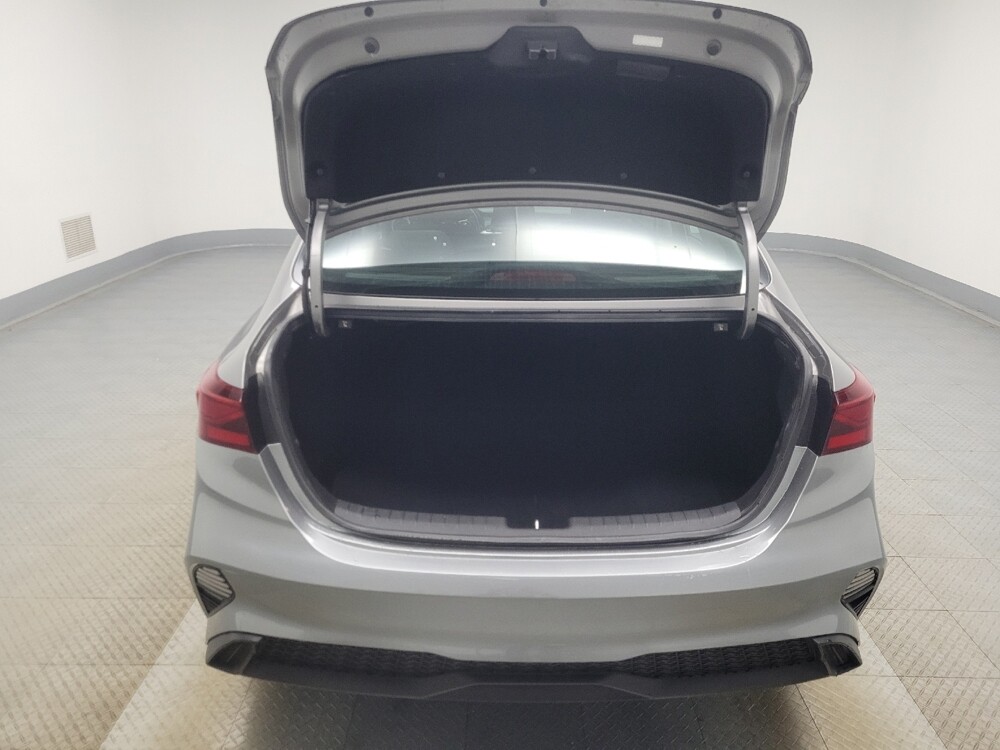 2023 Kia Forte in Indianapolis, IN 46222 - 18103618 29