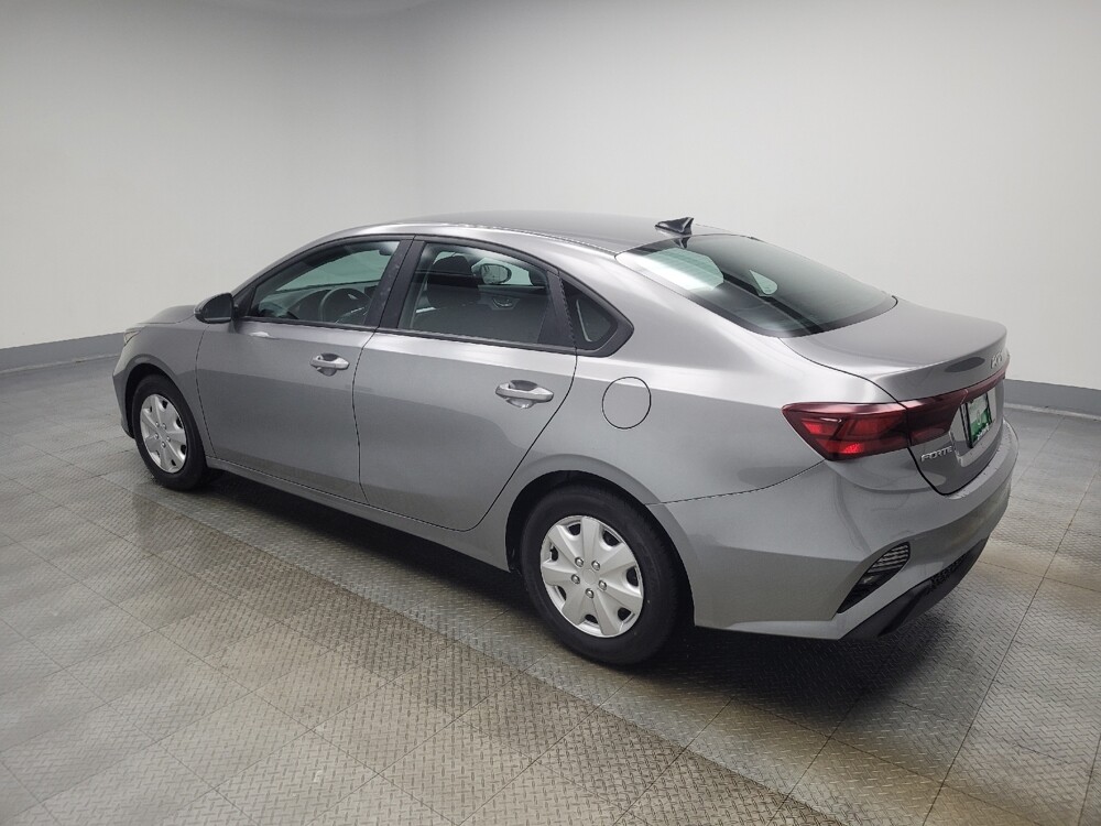 2023 Kia Forte in Indianapolis, IN 46222 - 18103618 3