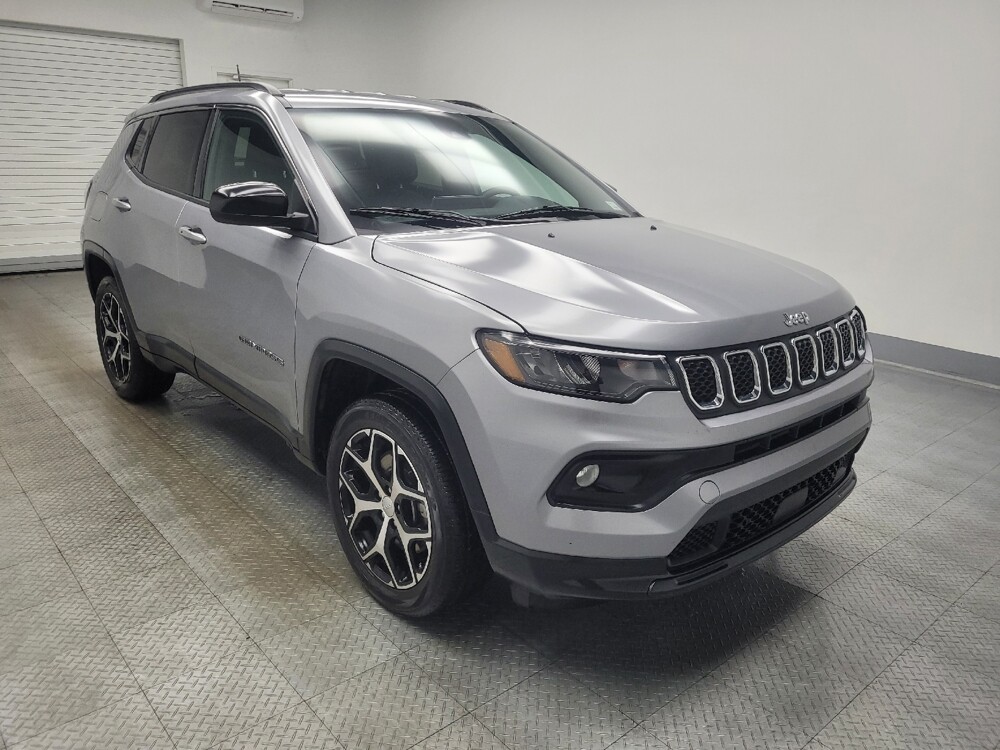 2024 Jeep Compass in Ft Wayne, IN 46805 - 18103620 13