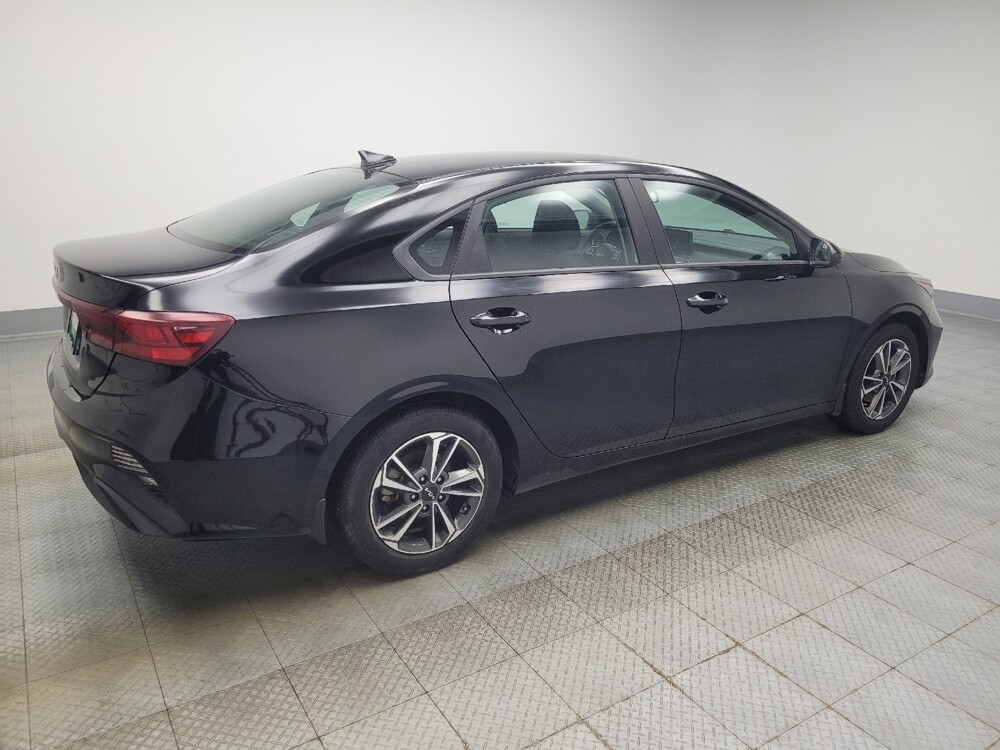 2023 Kia Forte in Indianapolis, IN 46219 - 18103621 10