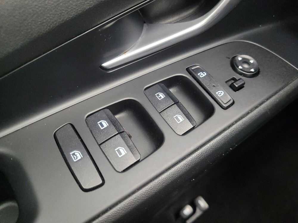 2023 Hyundai Elantra in Indianapolis, IN 46219 - 18103623 27