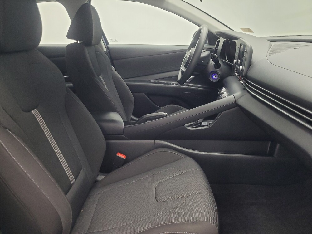 2023 Hyundai Elantra in Indianapolis, IN 46219 - 18103623 21