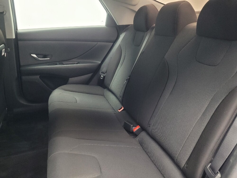 2023 Hyundai Elantra in Indianapolis, IN 46219 - 18103623 18