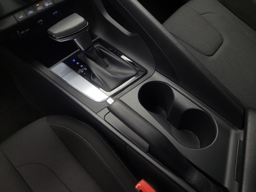 2023 Hyundai Elantra in Indianapolis, IN 46219 - 18103623 26