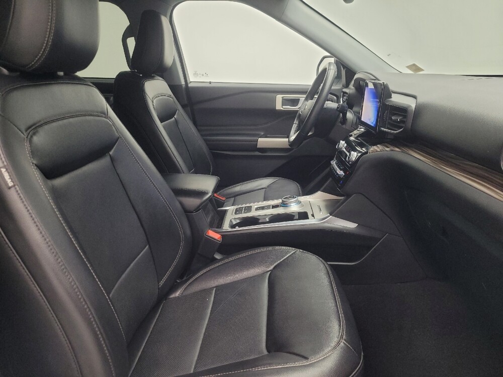 2023 Ford Explorer in Indianapolis, IN 46219 - 18103628 21