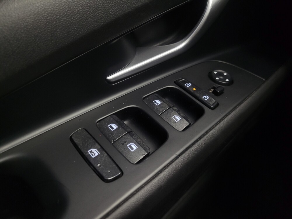 2024 Hyundai Elantra in Indianapolis, IN 46219 - 18103633 27