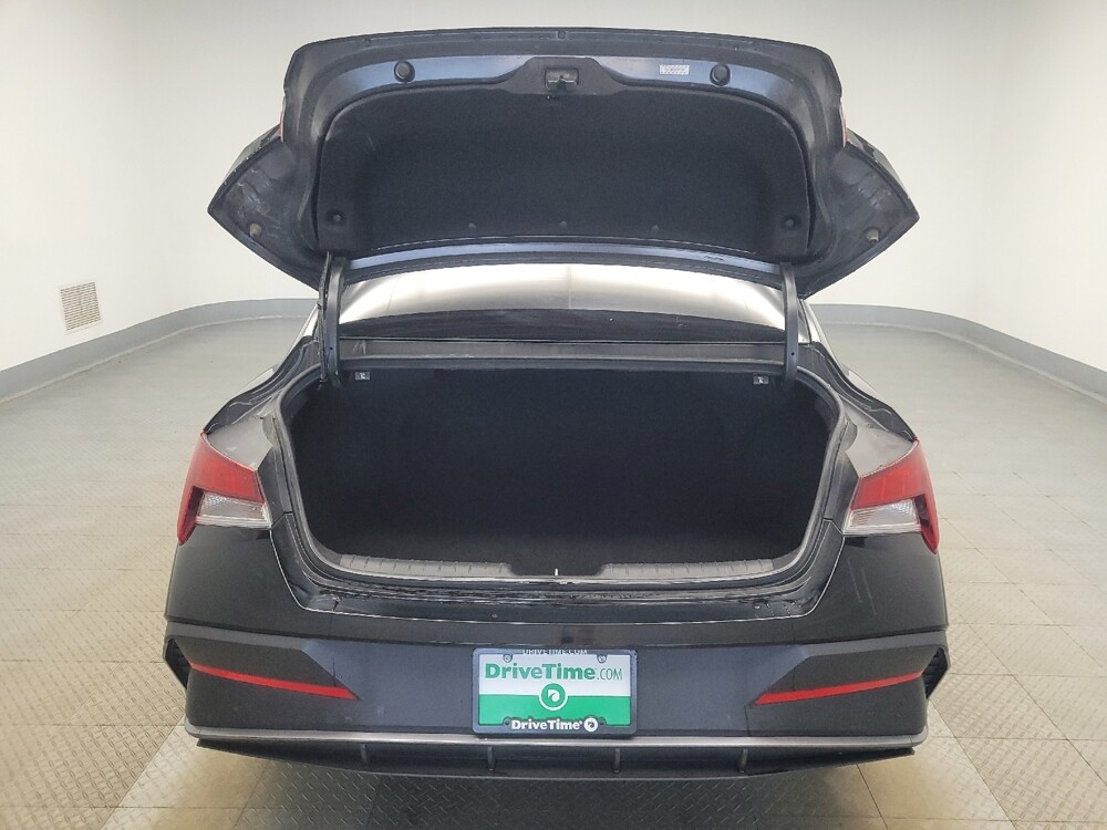 2024 Hyundai Elantra in Indianapolis, IN 46219 - 18103633 29