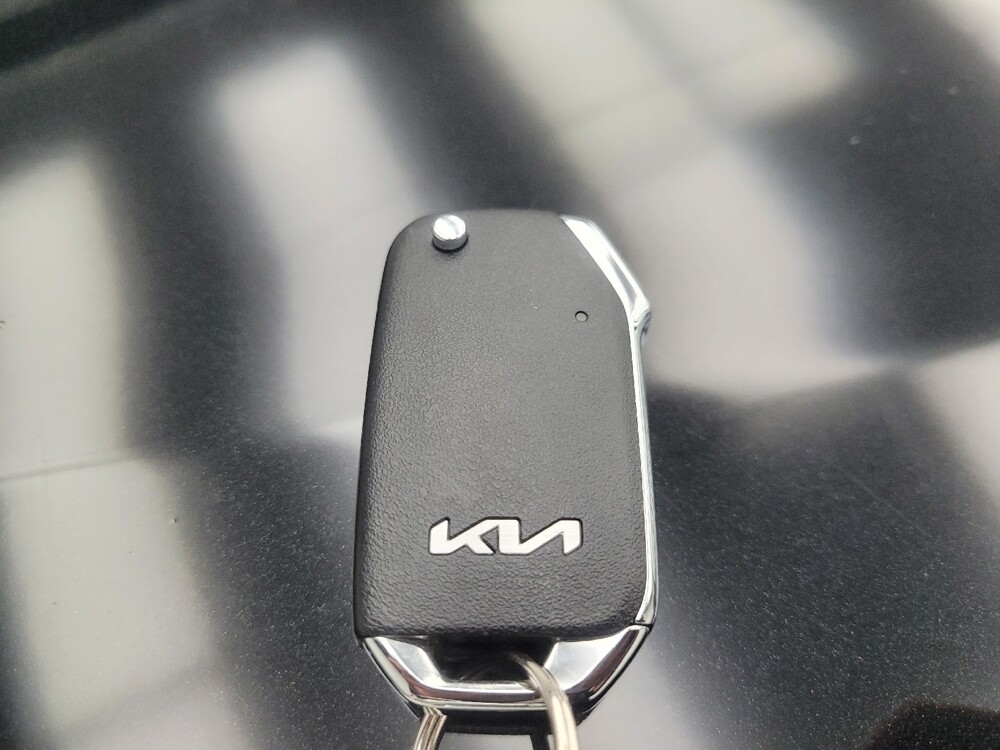 2023 Kia Soul in Indianapolis, IN 46222 - 18103635 32