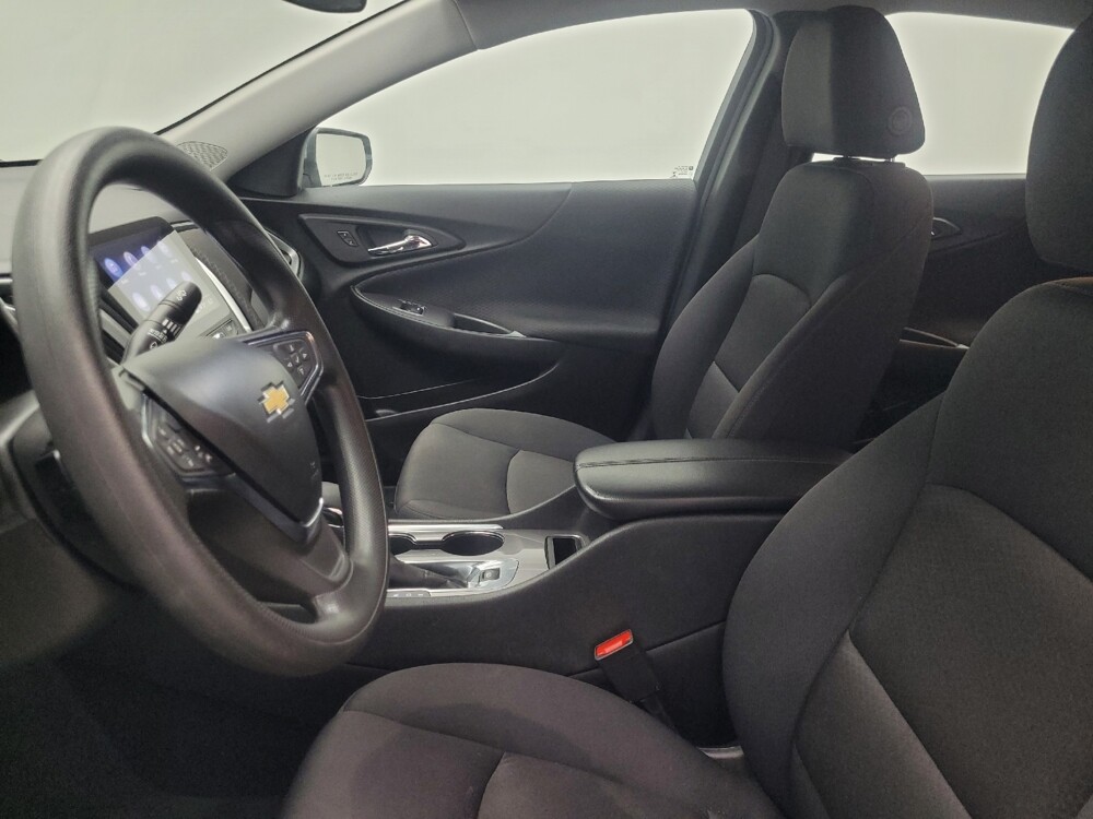 2024 Chevrolet Malibu in Indianapolis, IN 46219 - 18103637 17