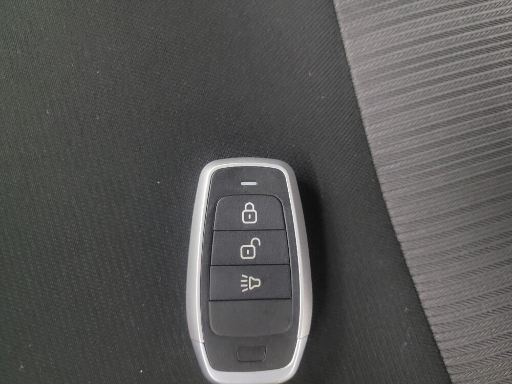 2024 Nissan Sentra in Indianapolis, IN 46222 - 18103642 32