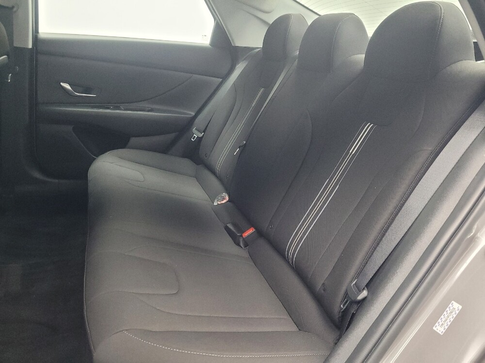 2023 Hyundai Elantra in Mishawaka, IN 46545 - 18103644 18