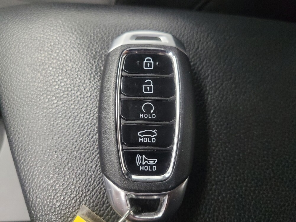 2023 Hyundai Elantra in Mishawaka, IN 46545 - 18103644 32