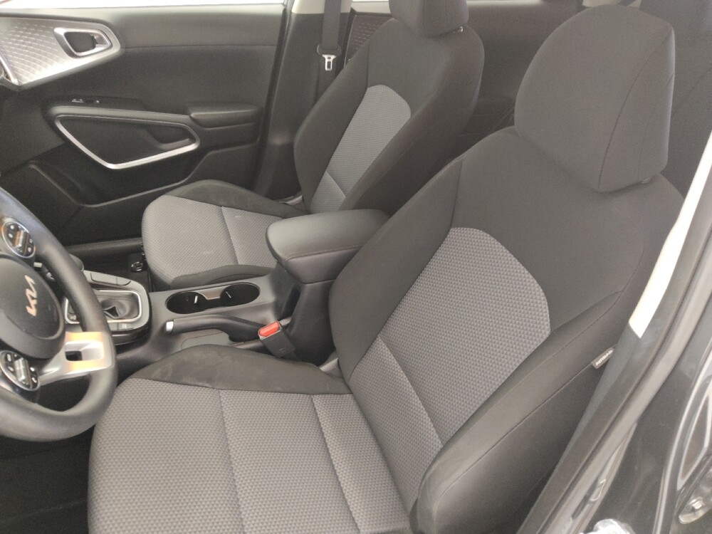 2024 Kia Soul in Springfield, MO 65807 - 18103660 17