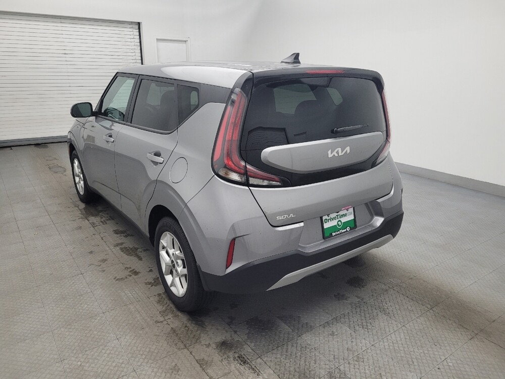 2025 Kia Soul in Greenville, SC 29607 - 18103674 5