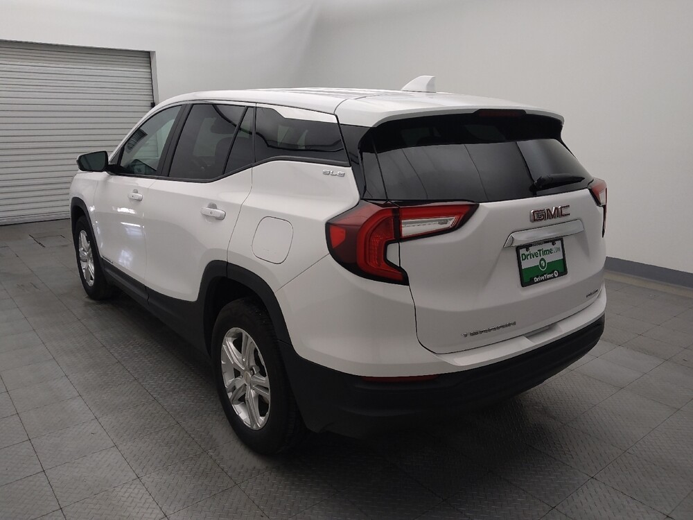 2024 GMC Terrain in Houston, TX 77034 - 18103680 5
