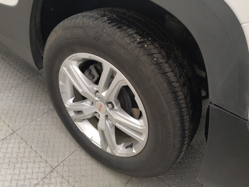 2024 GMC Terrain in Houston, TX 77034 - 18103680 31