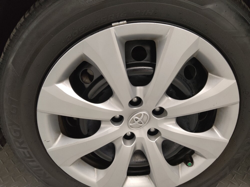 2024 Toyota Corolla in Arlington, TX 76011 - 18103685 31