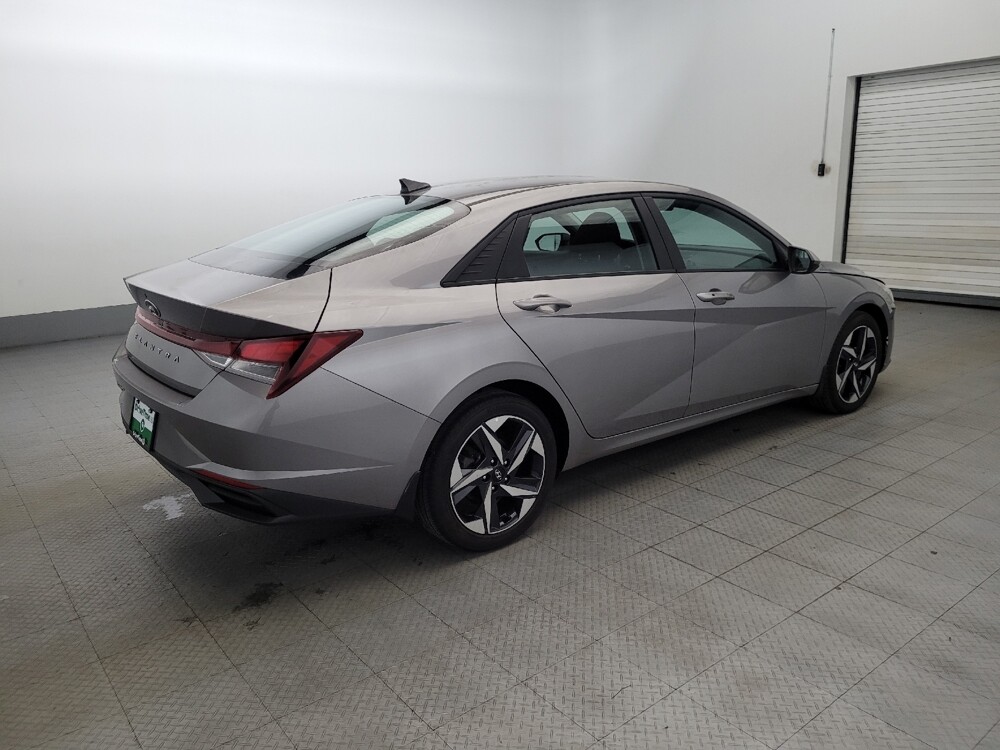 2023 Hyundai Elantra in Pittsburgh, PA 15237 - 18103690 10