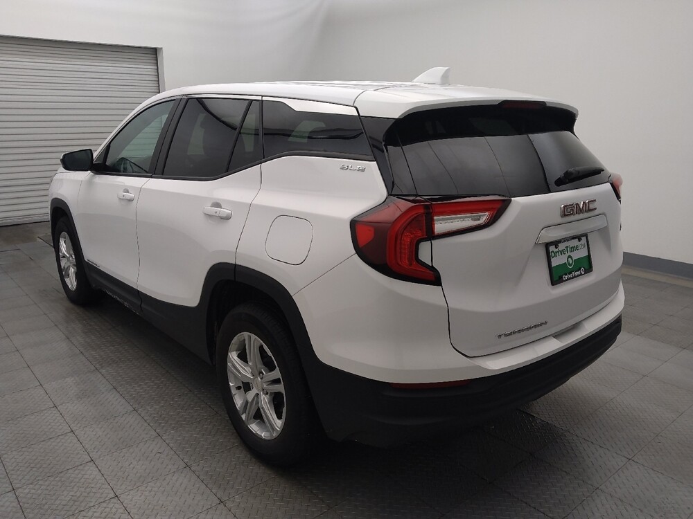 2024 GMC Terrain in Houston, TX 77034 - 18103702 5