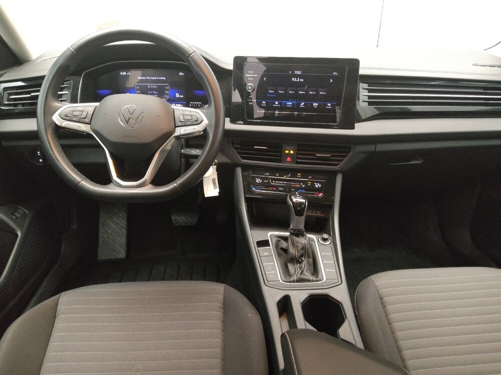 2025 Volkswagen Jetta in Arlington, TX 76011 - 18103709 22