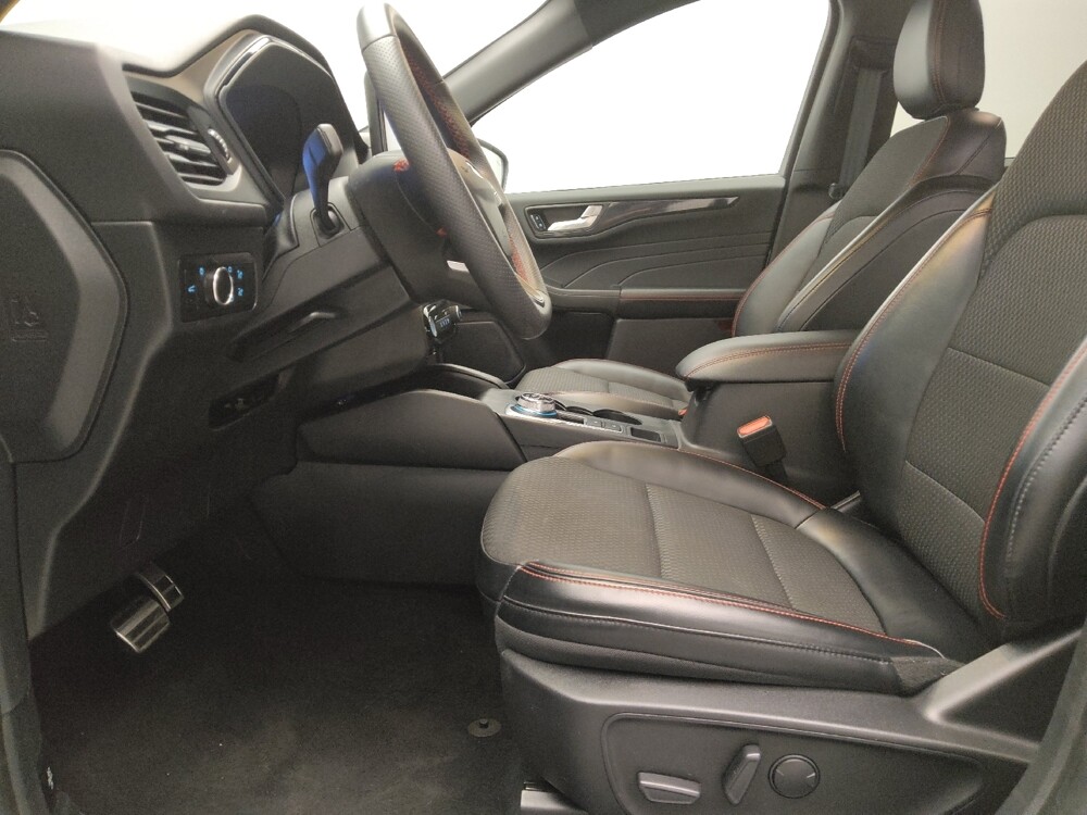 2023 Ford Escape in Fort Worth, TX 76116 - 18103712 17