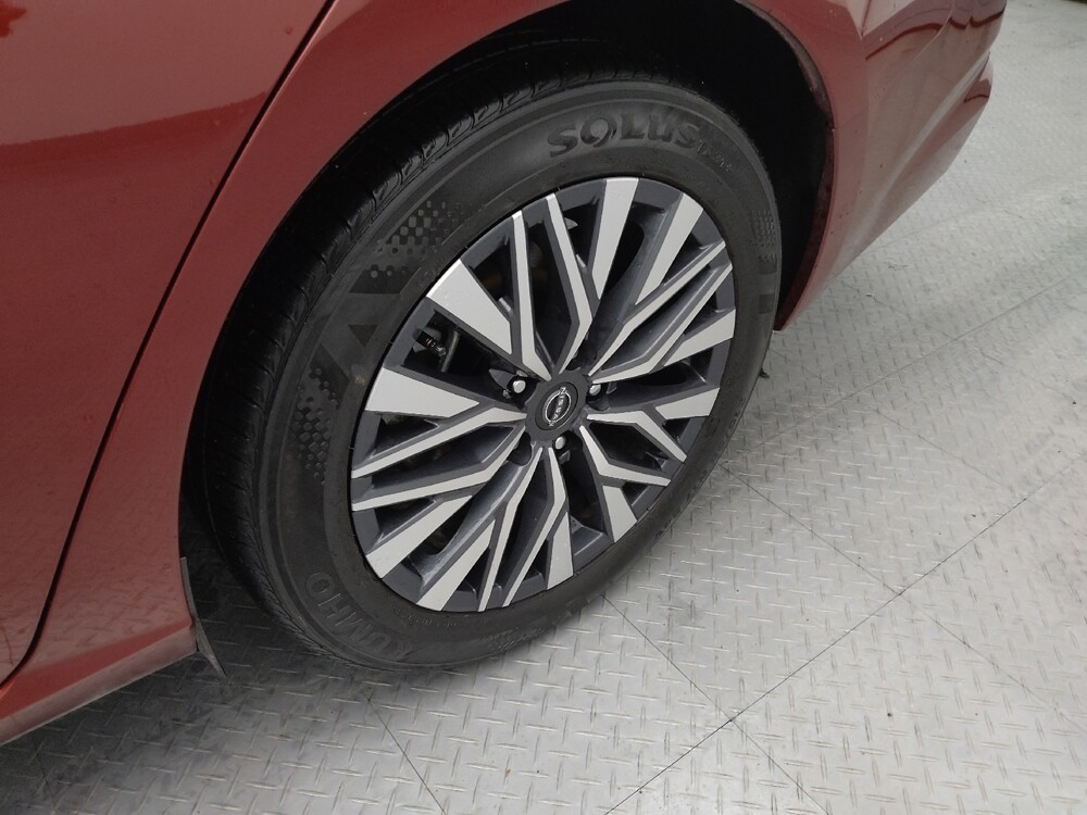 2024 Nissan Altima in St. Louis, MO 63136 - 18103724 31