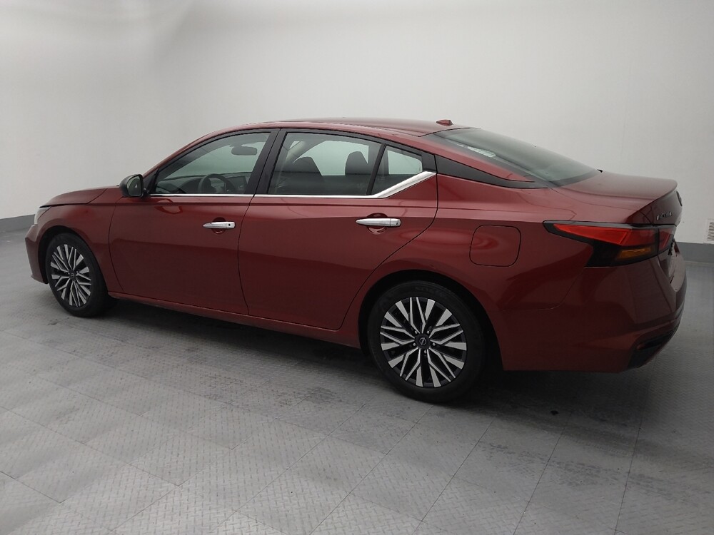 2024 Nissan Altima in St. Louis, MO 63136 - 18103724 3