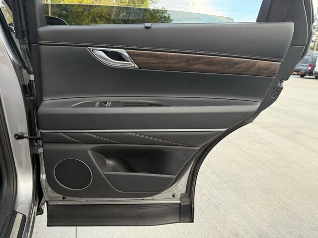 2024 Genesis GV80 in Knoxville, TN 37920 - 18103727 31