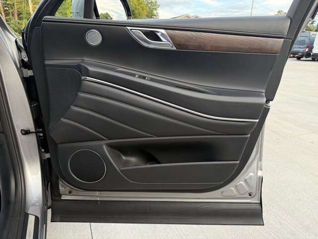 2024 Genesis GV80 in Knoxville, TN 37920 - 18103727 30